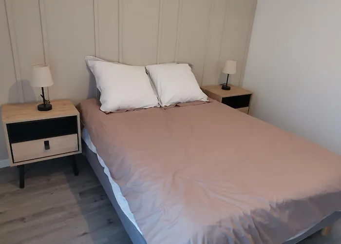Appartement Cosy A Clichy, Avec Parking ,Proche Paris!