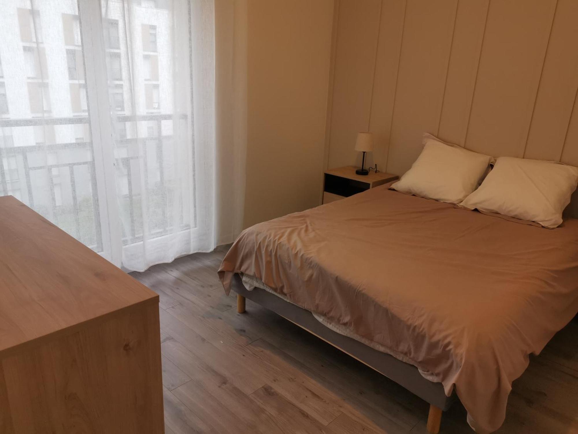 Cosy A Clichy, Avec Parking ,proche Paris! Clichy